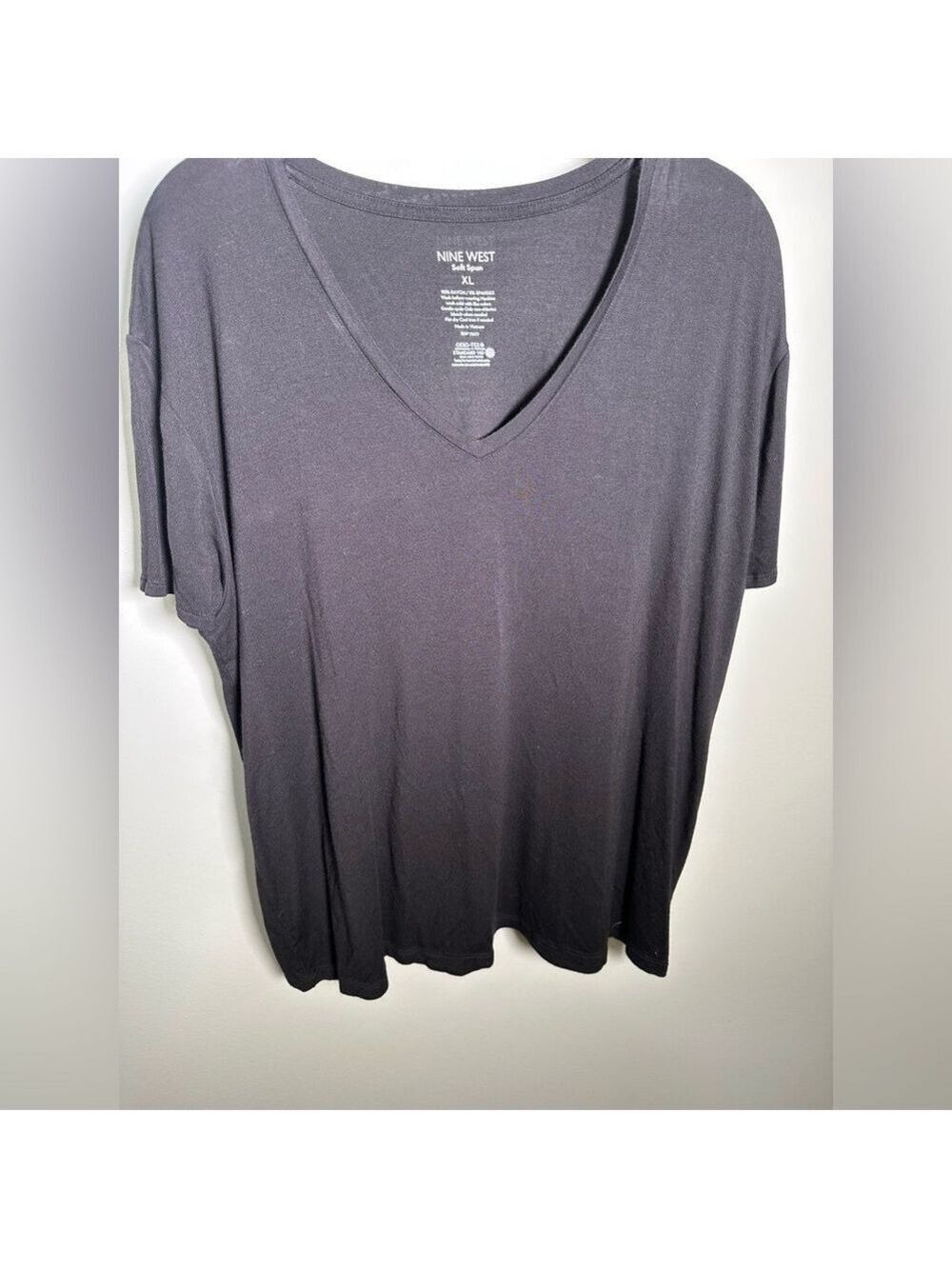 Nine West Black V Neck Tee Women's XL